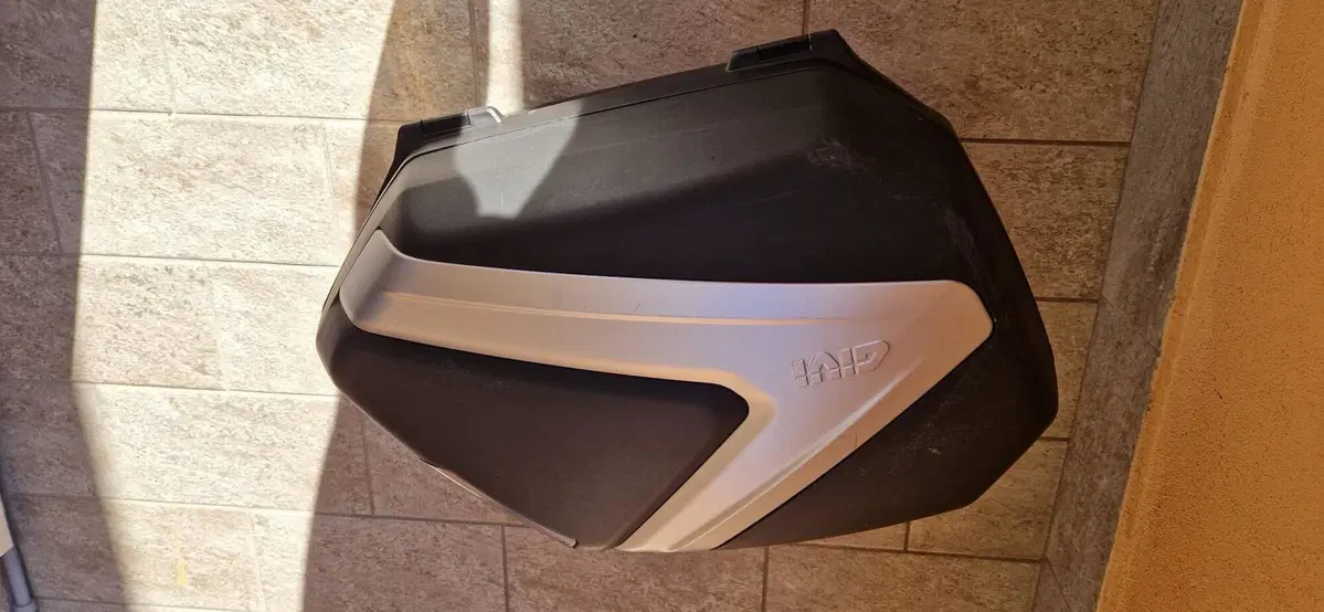 Borse laterali Honda NC 750X 2024 Givi (5)