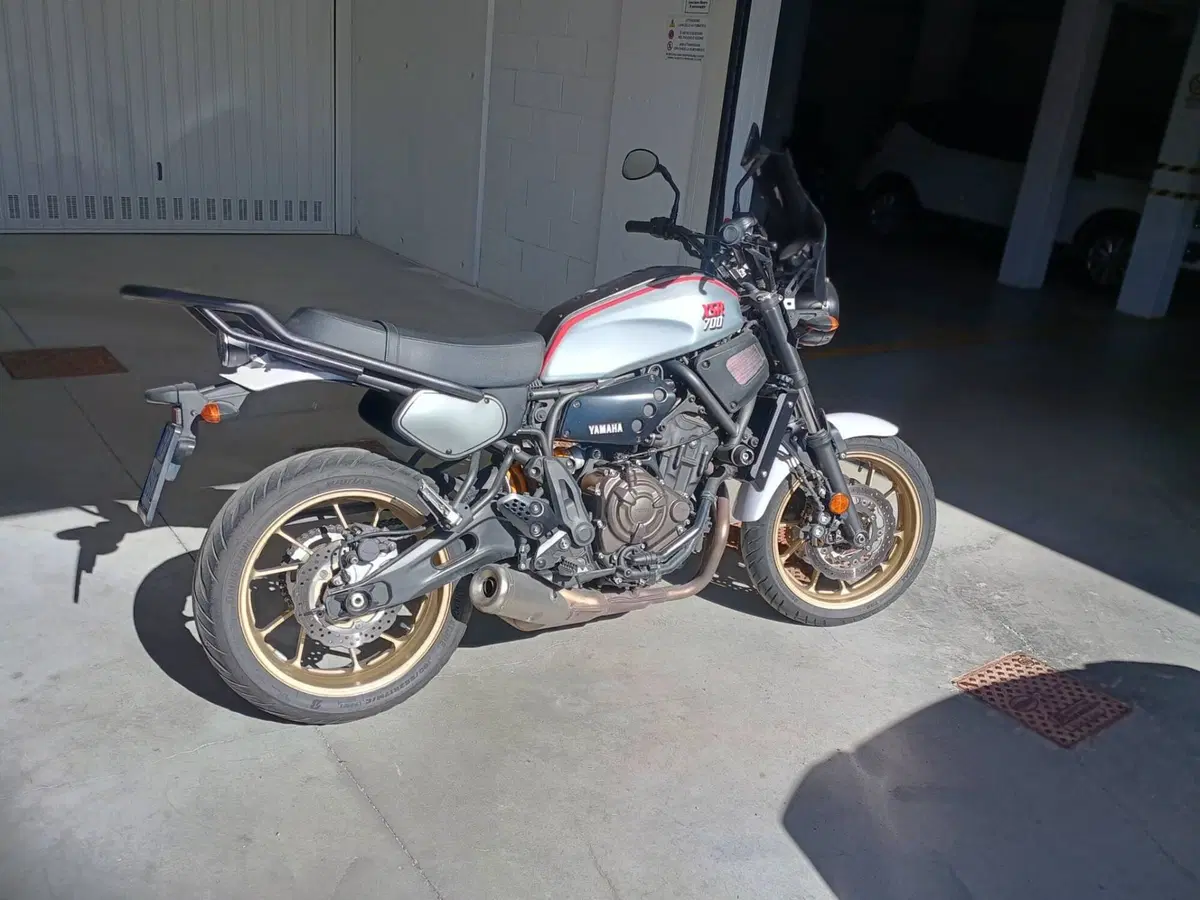 Yamaha XSR 700 XTribute (2019 - 20)