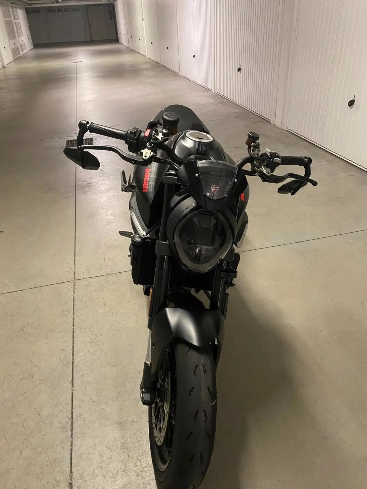 Ducati Monster 937 + (2021 - 25) (3)