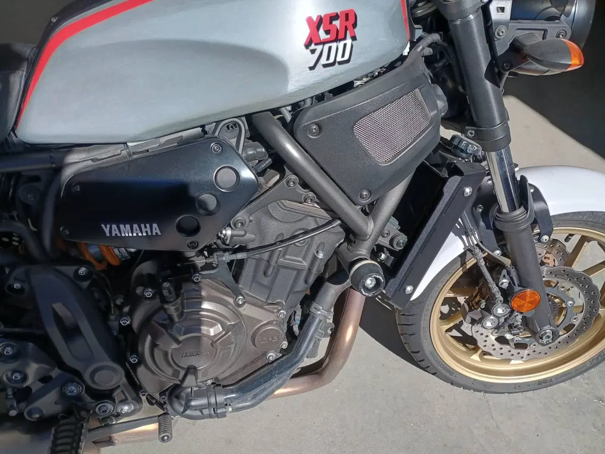 Yamaha XSR 700 XTribute (2019 - 20) (2)