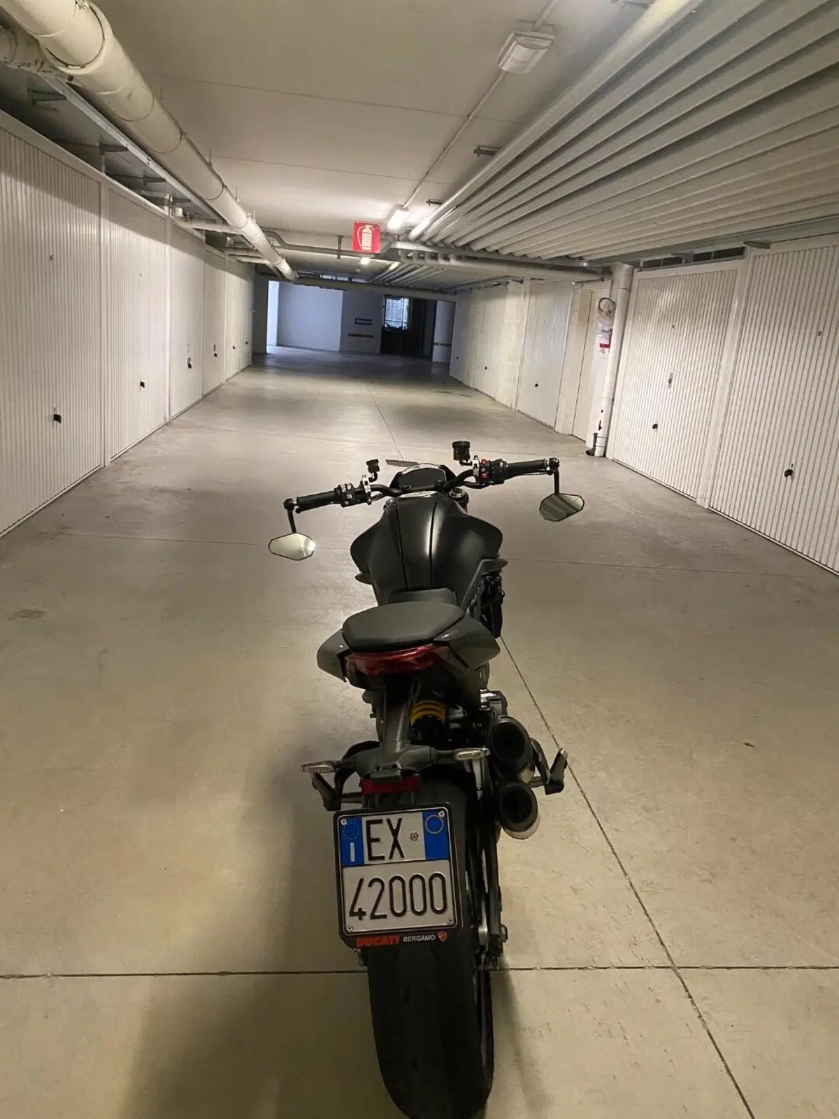 Ducati Monster 937 + (2021 - 25) (5)