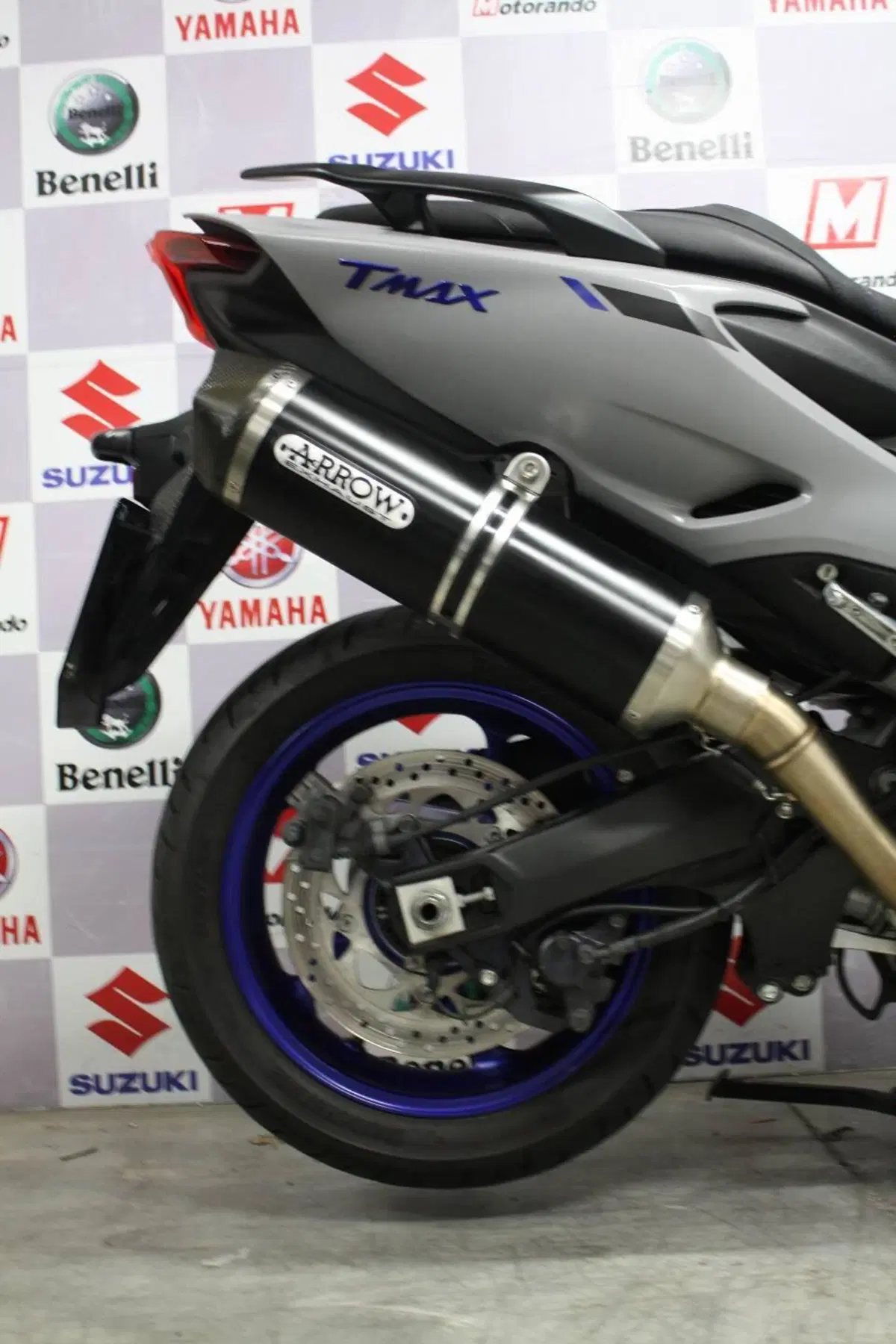 Yamaha T-Max 560 (2020 - 21) (4)