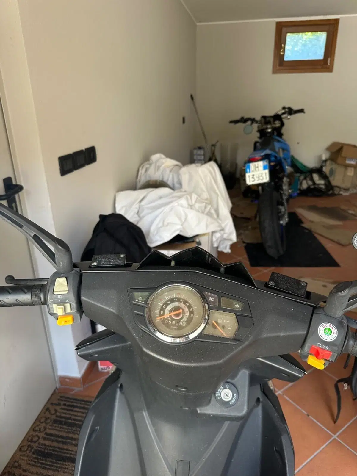 Kymco Agility 50 R12 (2019) (4)