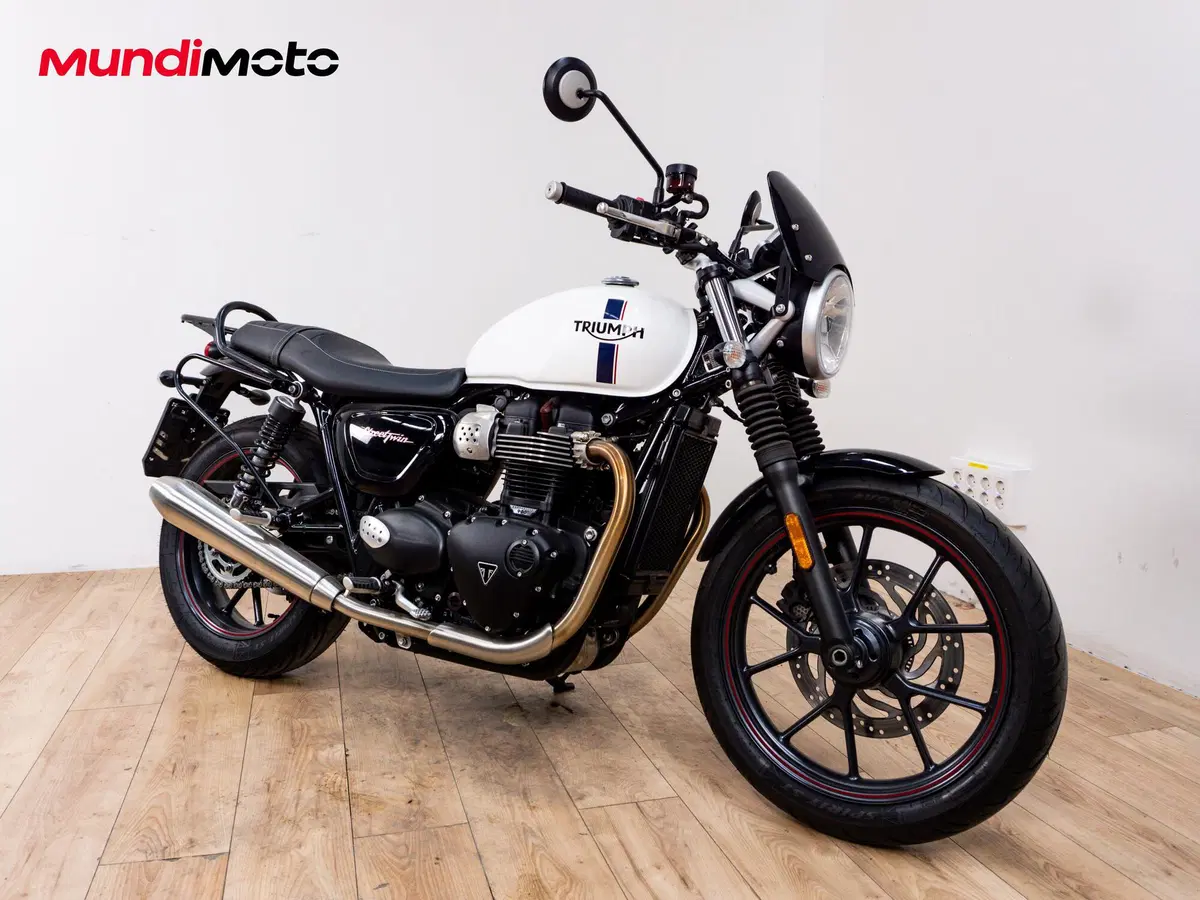 Triumph Street Twin 900 (2017 - 18) (2)