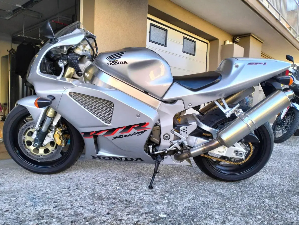 Honda VTR 1000 SP-1 (2000 - 01) (4)