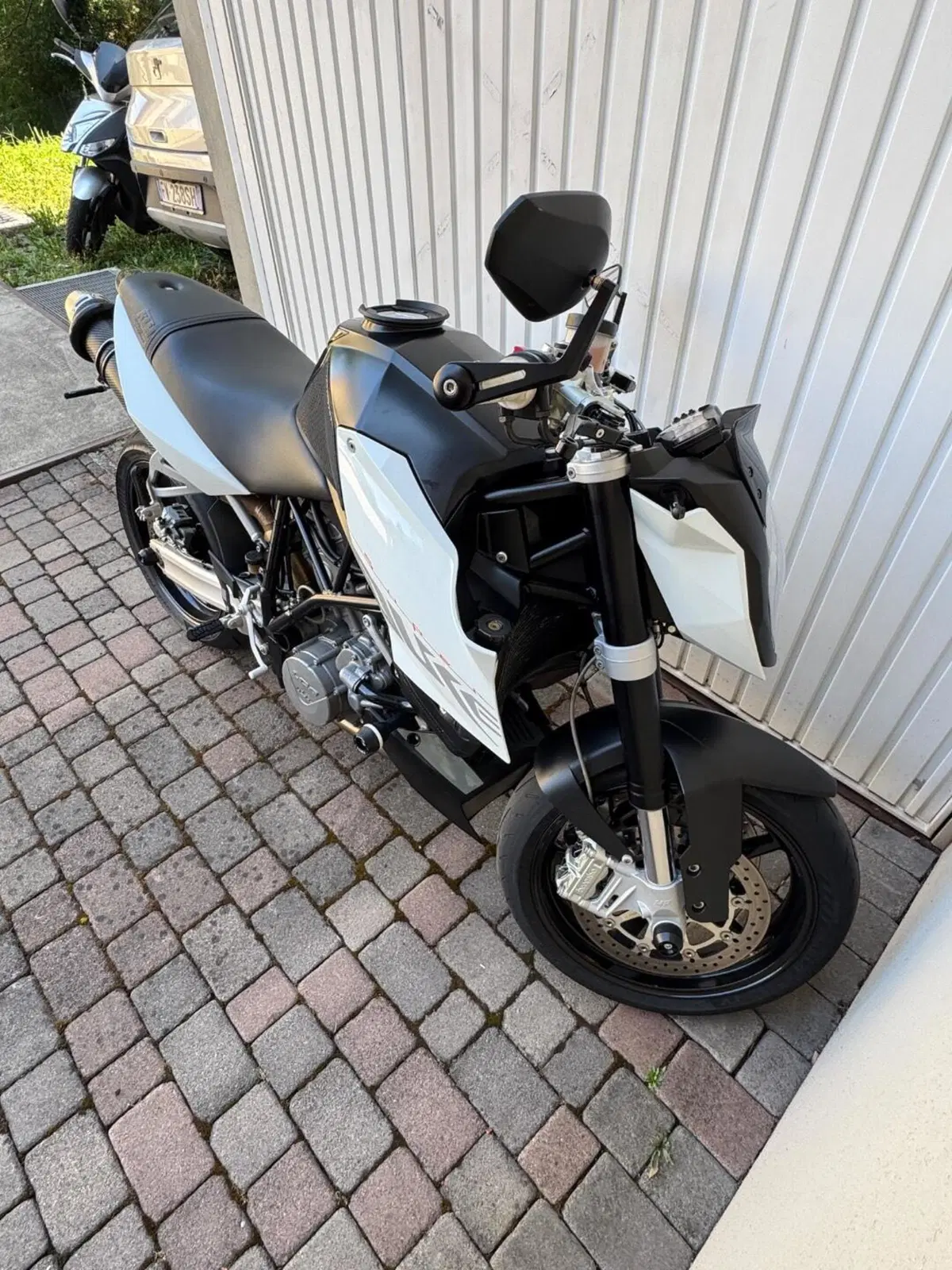 KTM 990 Super Duke (2007 - 11) (3)