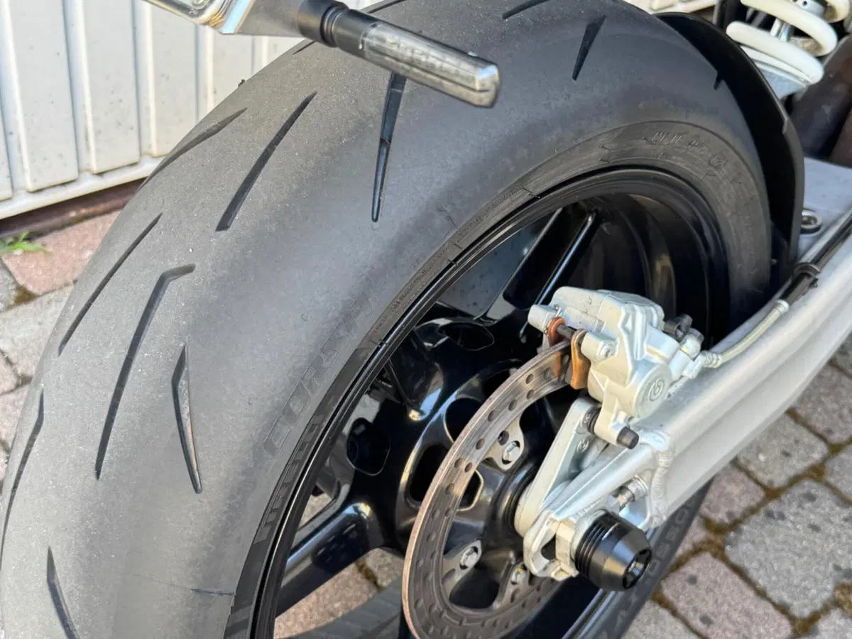 KTM 990 Super Duke (2007 - 11) (8)