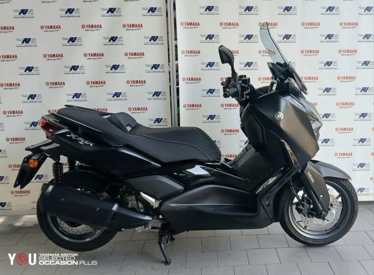 Yamaha X-Max 300 Tech Max (2021 - 24)