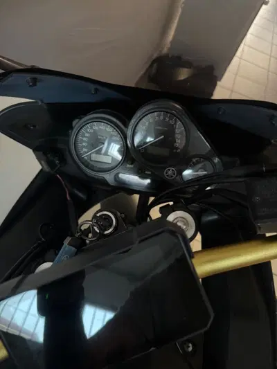 Yamaha FZ6 Fazer (2004 - 07) usata