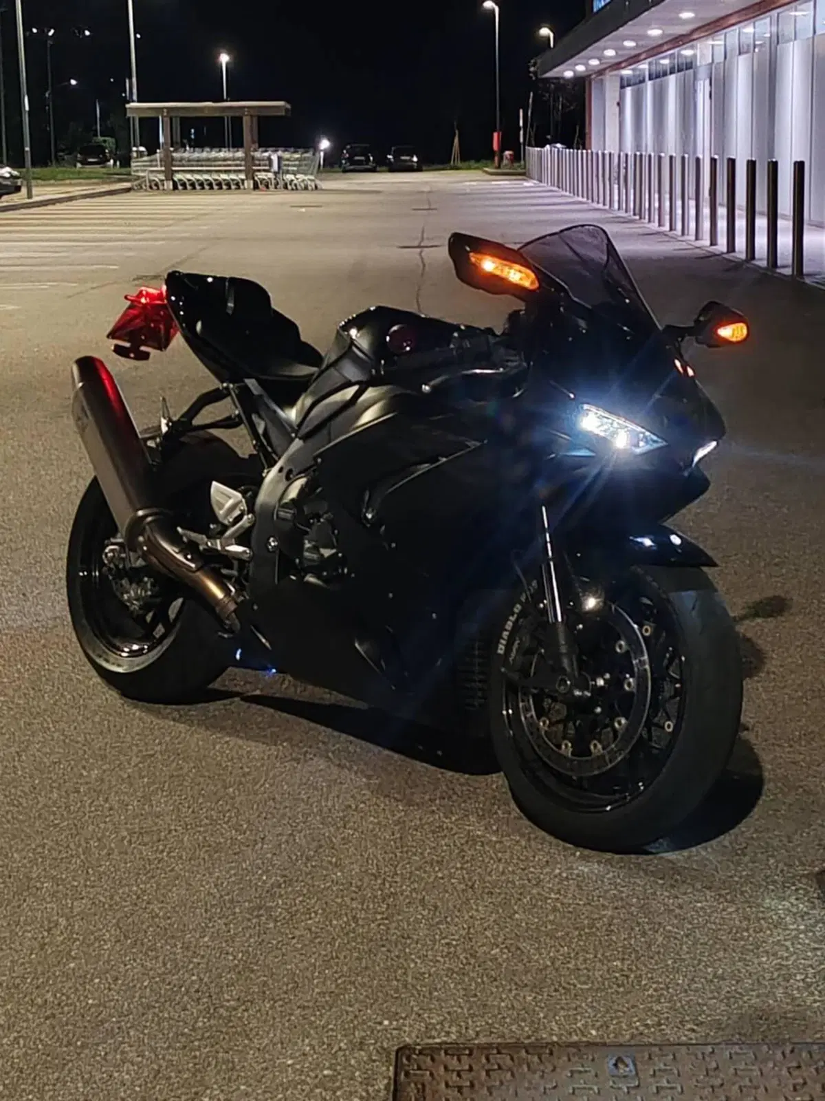 Honda CBR 1000 RR-R Fireblade (2020 - 21) (2)