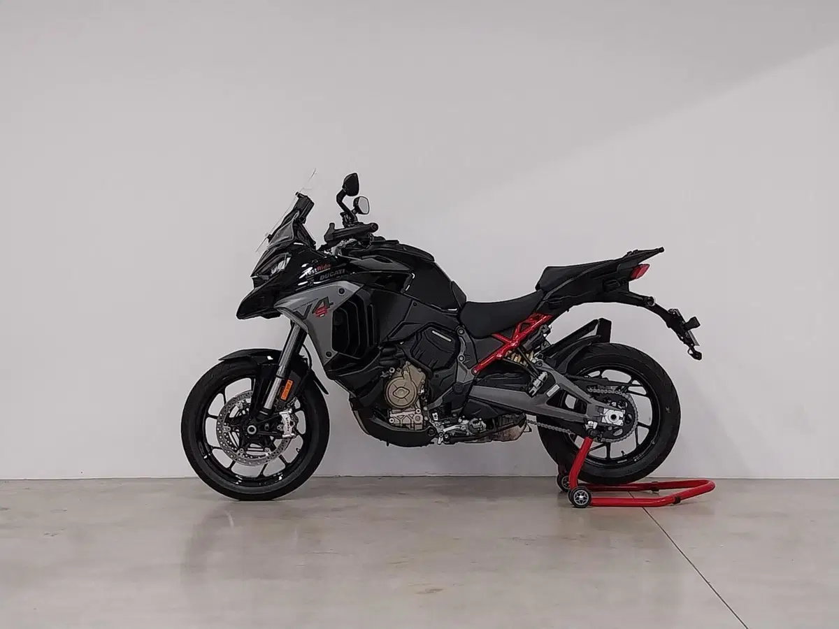 Ducati Multistrada V4 S (2025 - 26) (3)