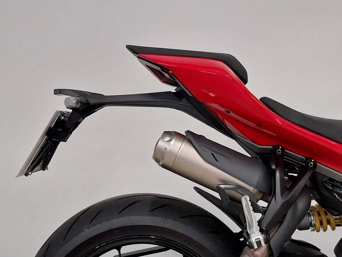 Ducati Streetfighter V2 S (2025 - 26) (6)