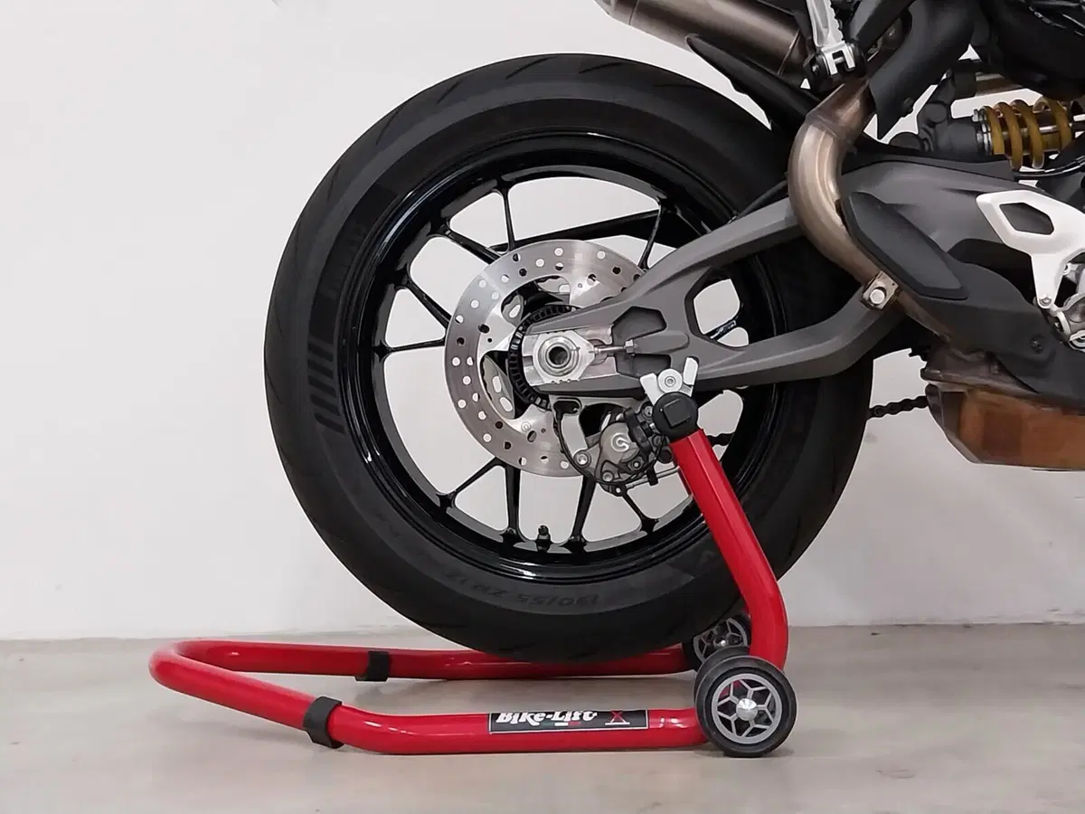 Ducati Streetfighter V2 S (2025 - 26) (11)