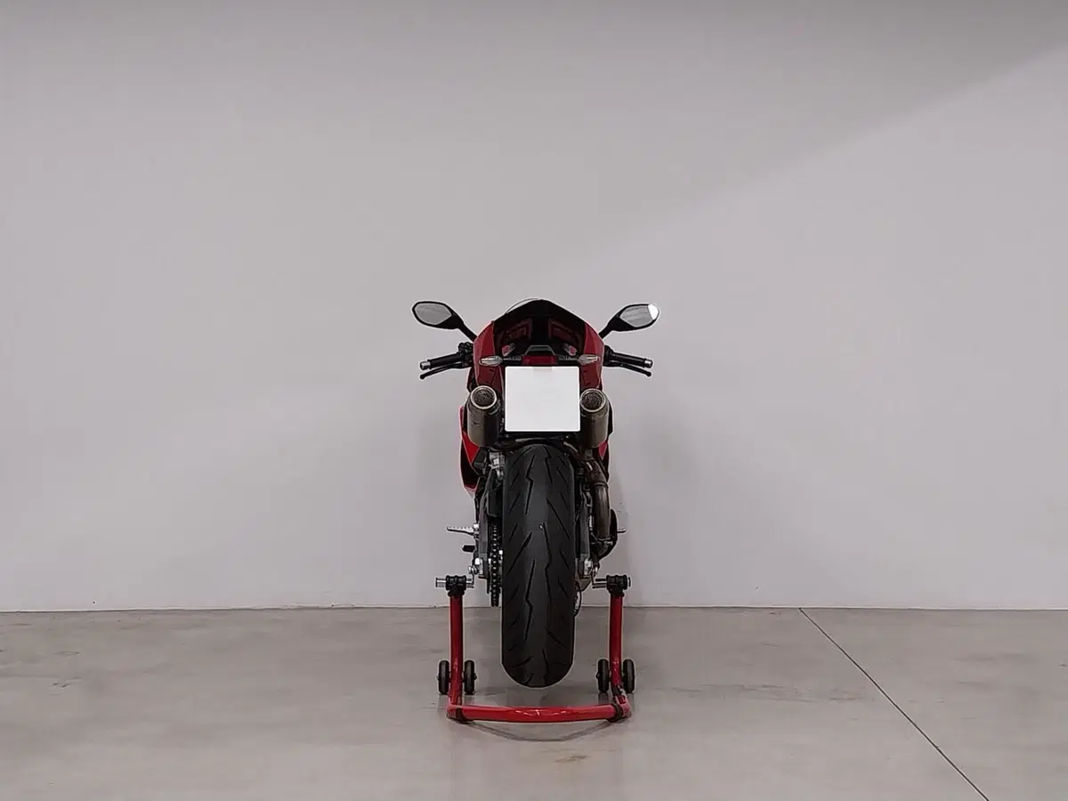 Ducati Panigale V2 S (2025 - 26) (5)