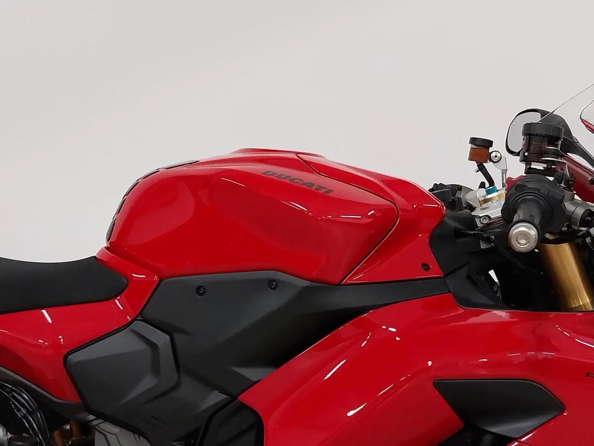 Ducati Panigale V2 S (2025 - 26) (8)
