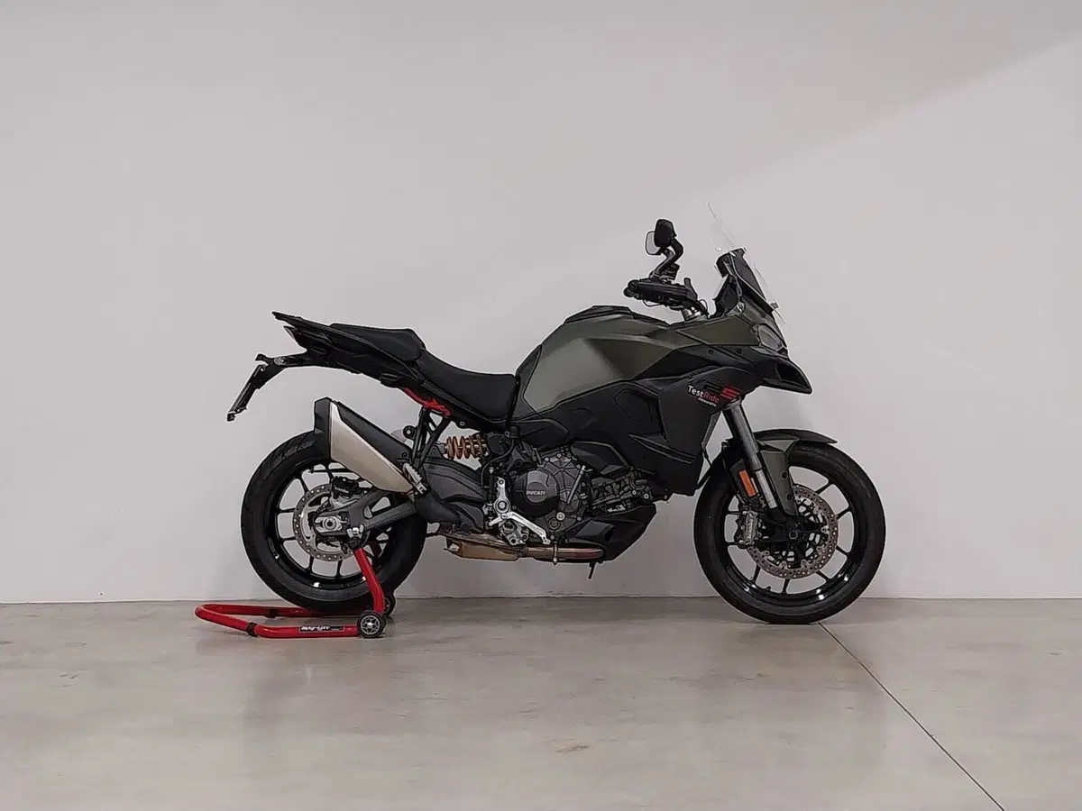 Ducati Multistrada V2 S (2025 - 26) (2)