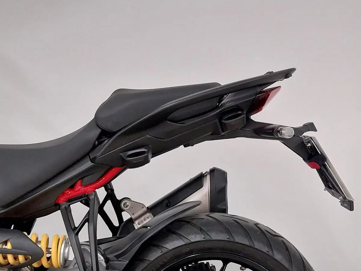 Ducati Multistrada V2 S (2025 - 26) (9)