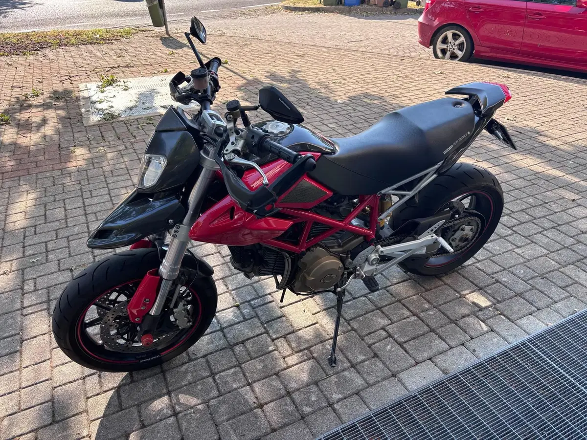 Ducati Hypermotard 1100 (2007 - 09) (2)