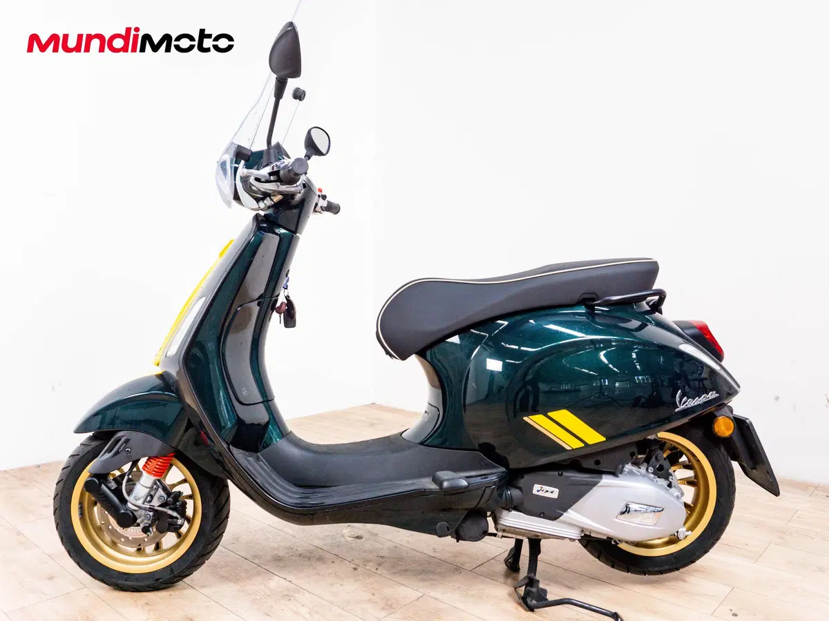 Vespa Sprint 125 3V Racing Sixties (2021 - 22) (6)
