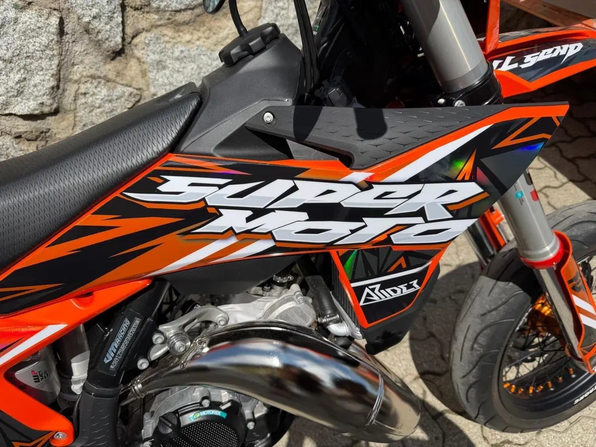 KTM 125 SX (2025) (7)