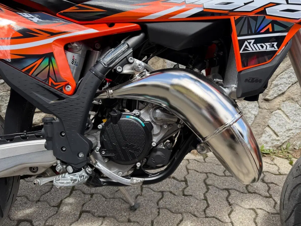 KTM 125 SX (2025) (9)