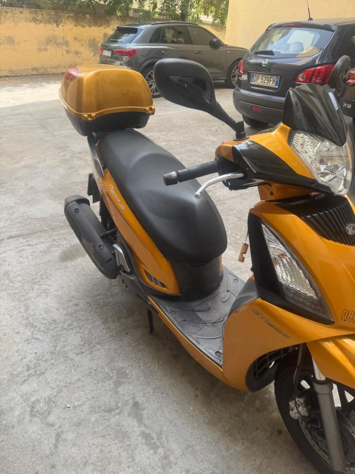 Kymco People 300i GT (2010 - 17) (2)