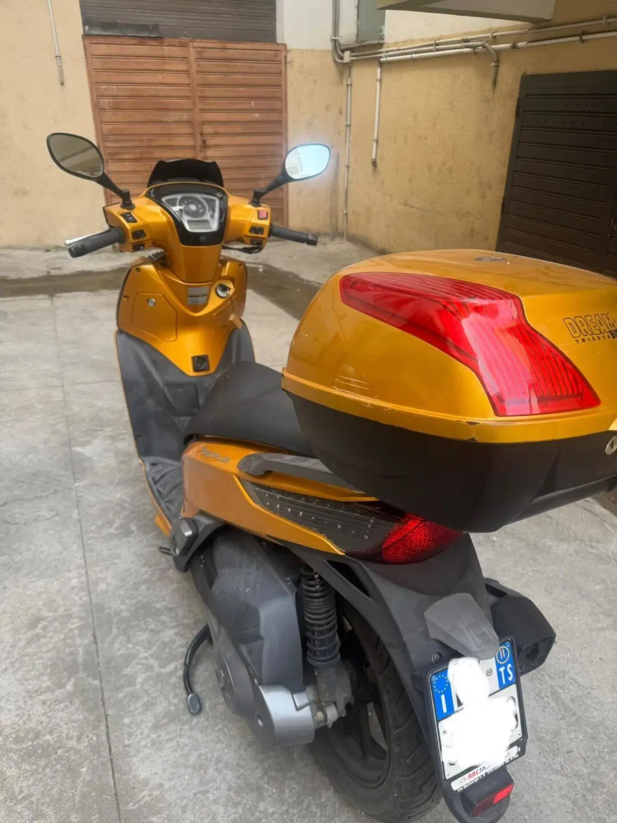 Kymco People 300i GT (2010 - 17) (5)