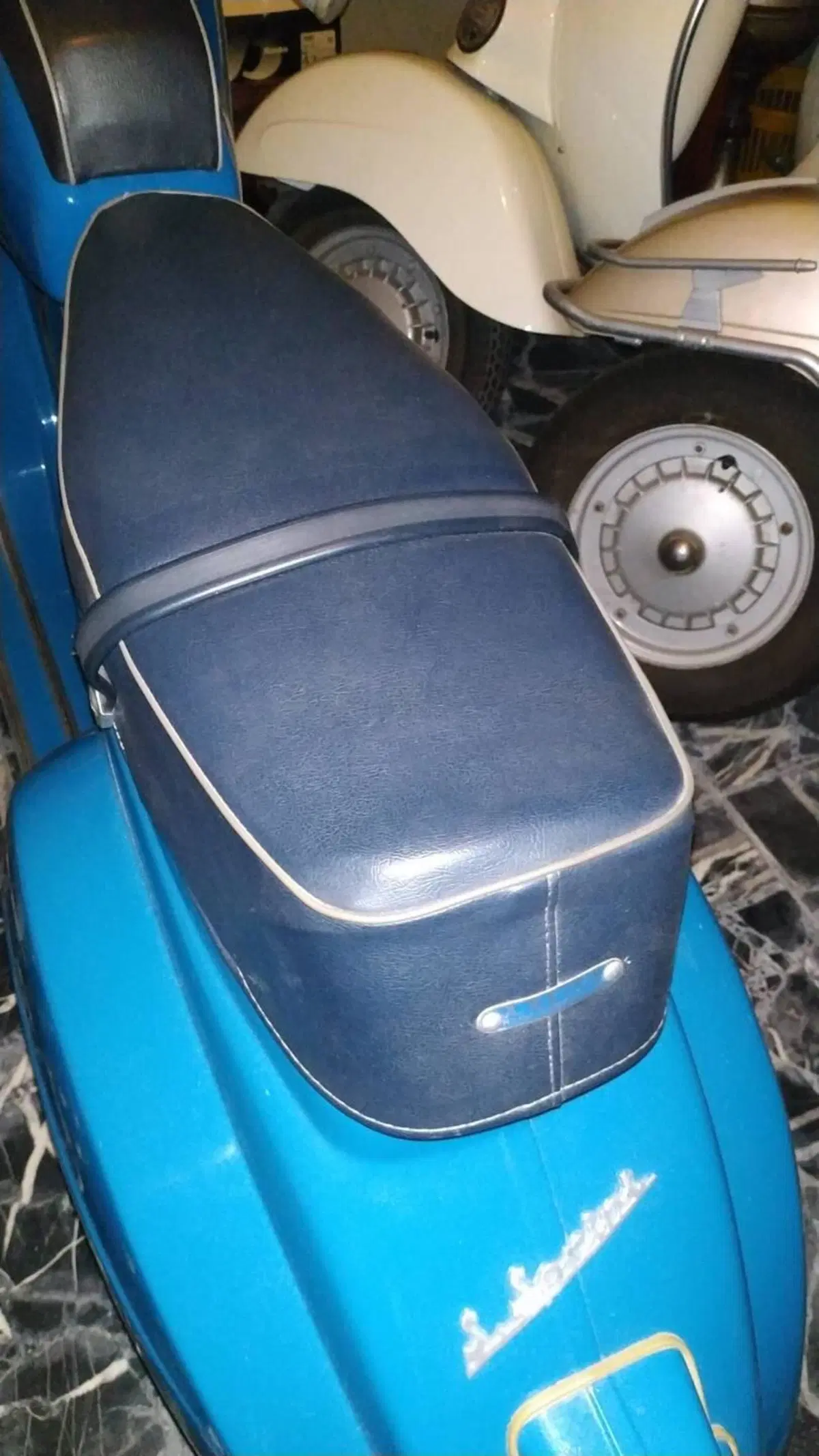 Piaggio Vespa 90 Super Sprint (10)