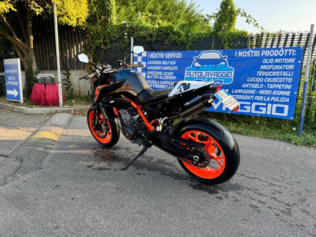 KTM 890 Duke R (2022 - 23) (8)