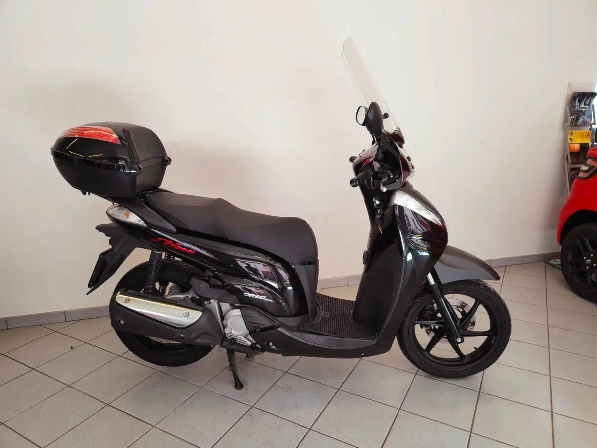 Honda SH 300 i (2006 - 10) (3)