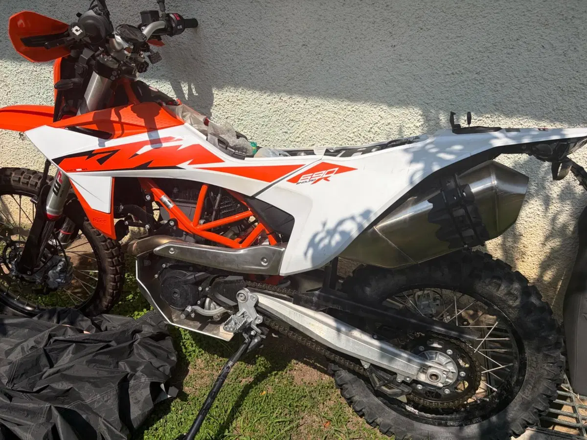 KTM 690 Enduro R (2026)