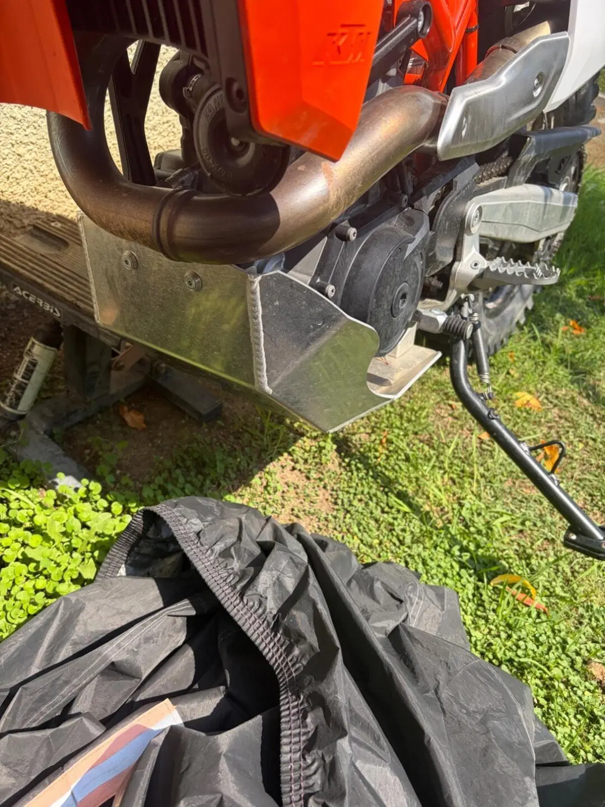 KTM 690 Enduro R (2026) (3)