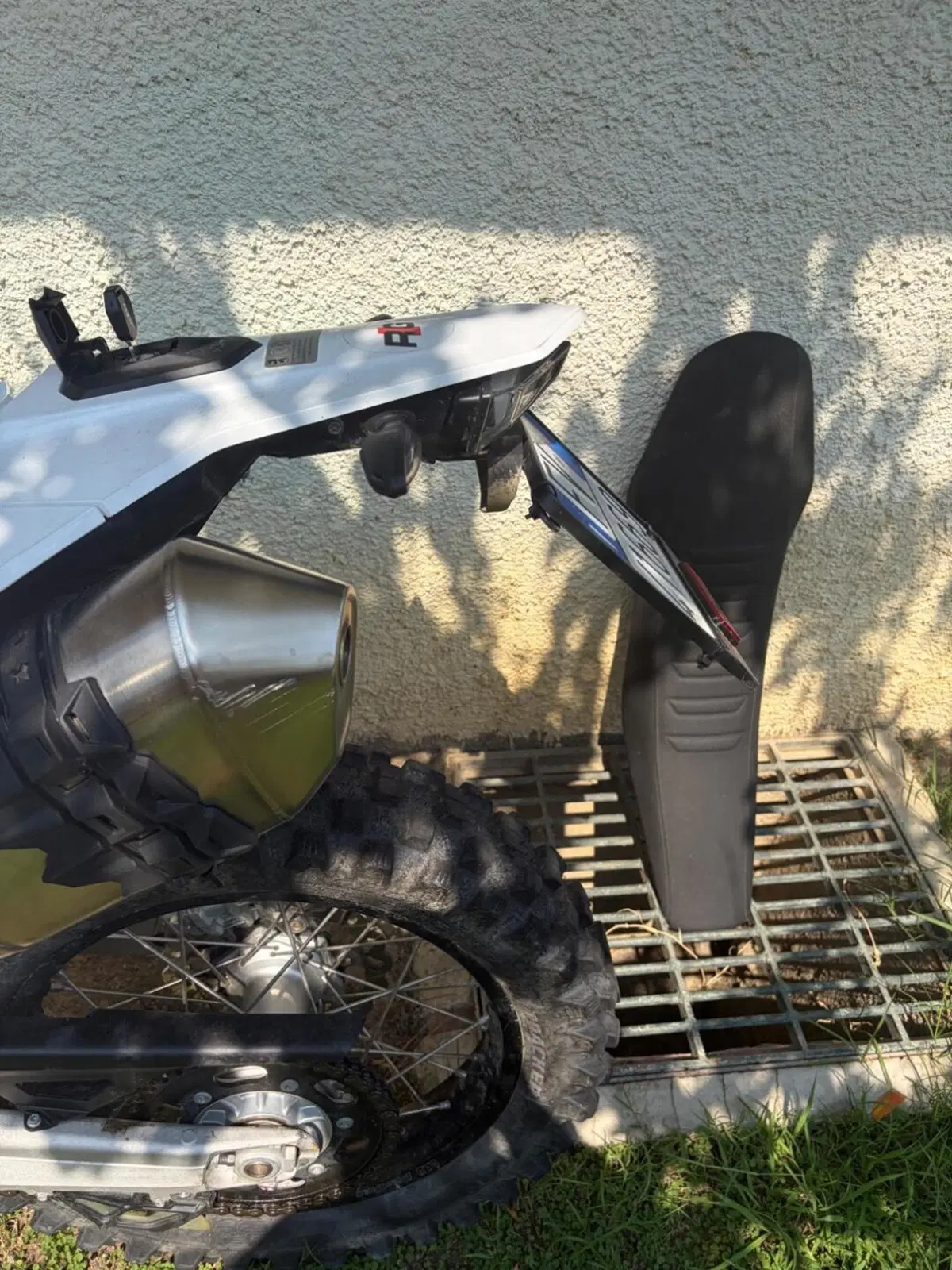 KTM 690 Enduro R (2026) (5)