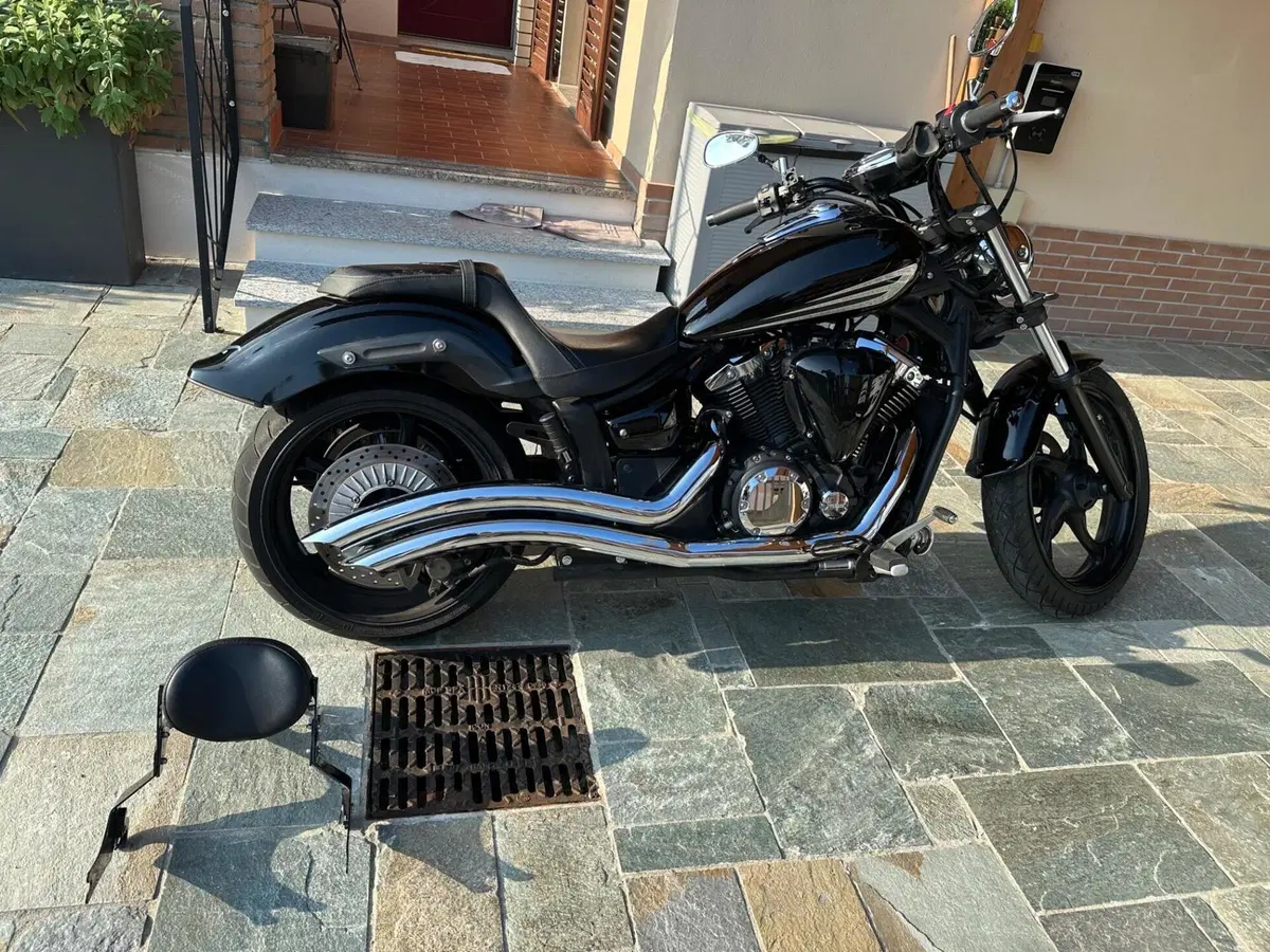 Yamaha XVS 1300 Custom (2014 - 16)