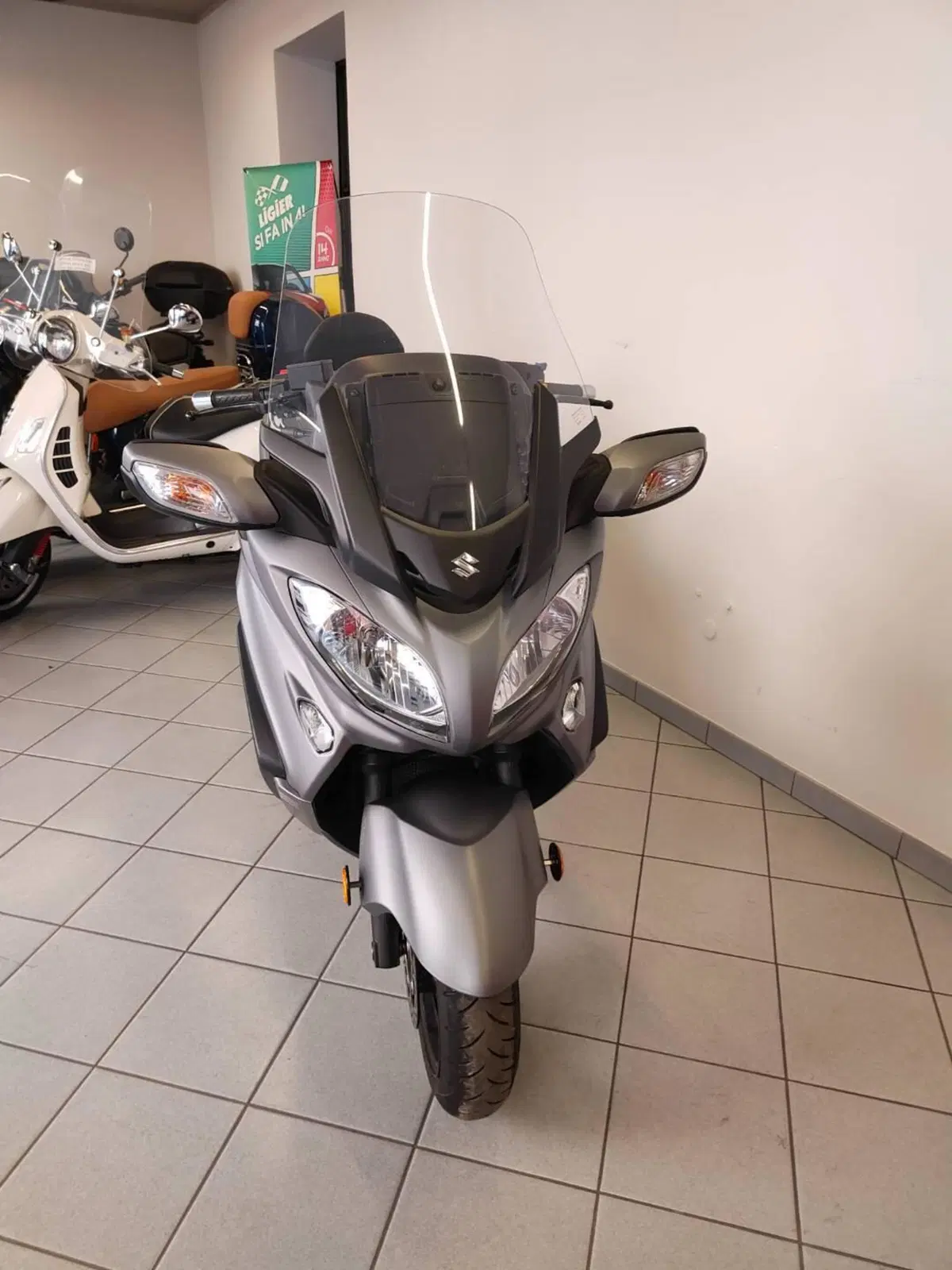 Suzuki Burgman AN 650 Executive (2017 - 20) (6)