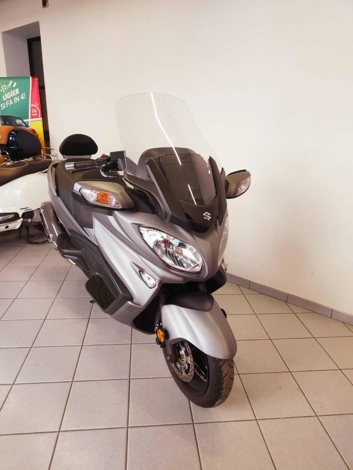 Suzuki Burgman AN 650 Executive (2017 - 20) (13)