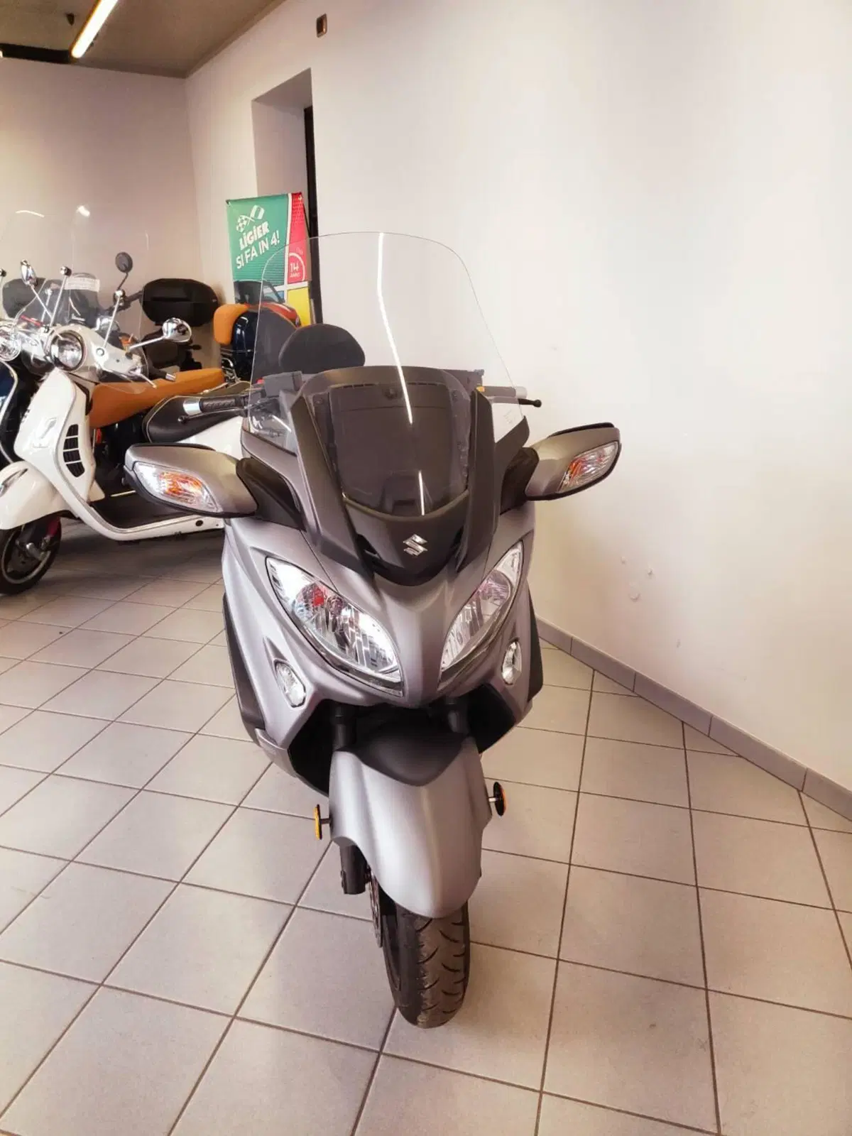 Suzuki Burgman AN 650 Executive (2017 - 20) (14)