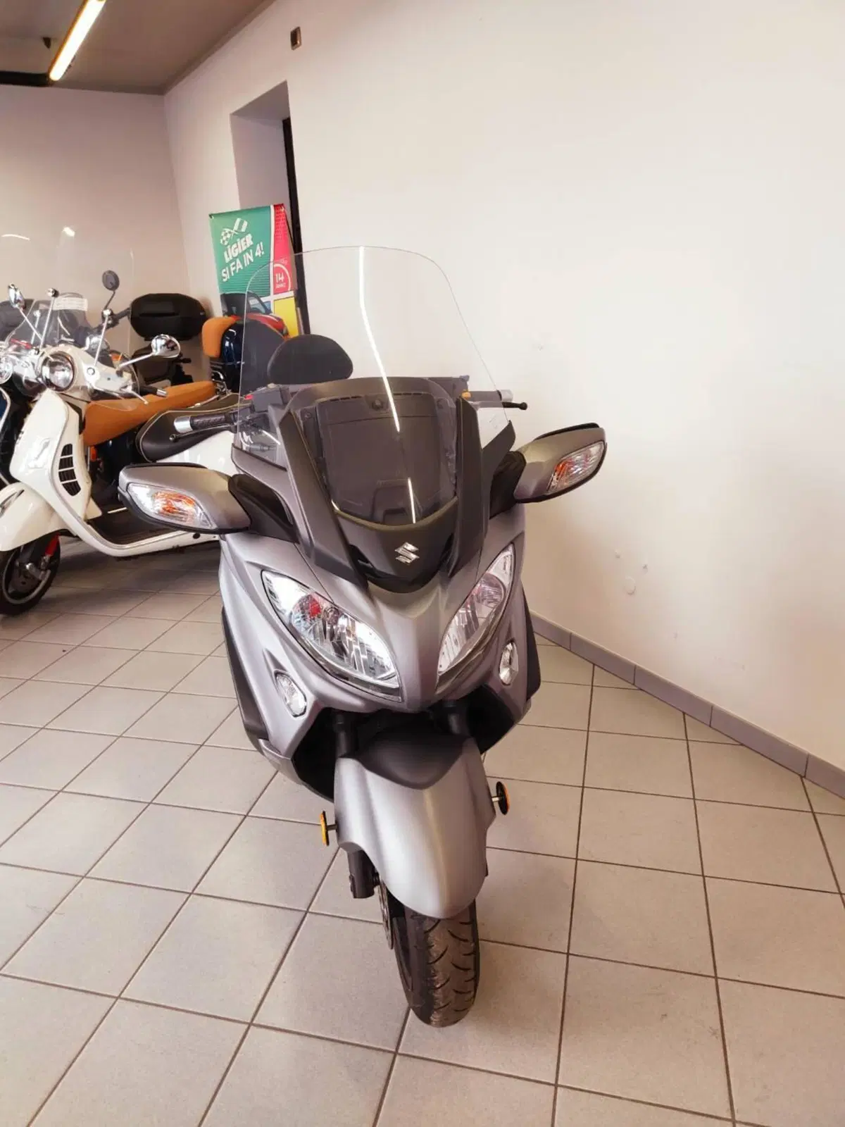 Suzuki Burgman AN 650 Executive (2017 - 20) (15)