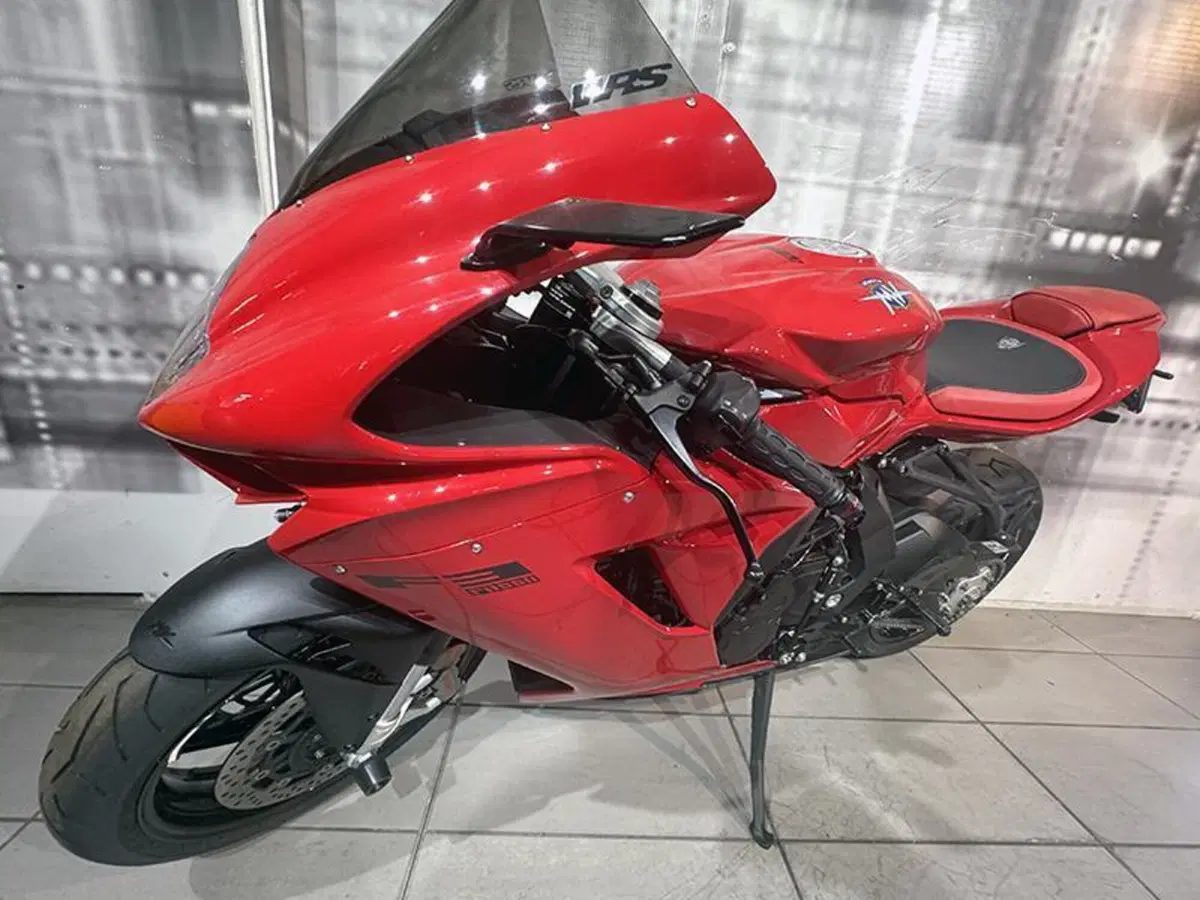 MV Agusta F3 800 Rosso (2021 - 23) (5)