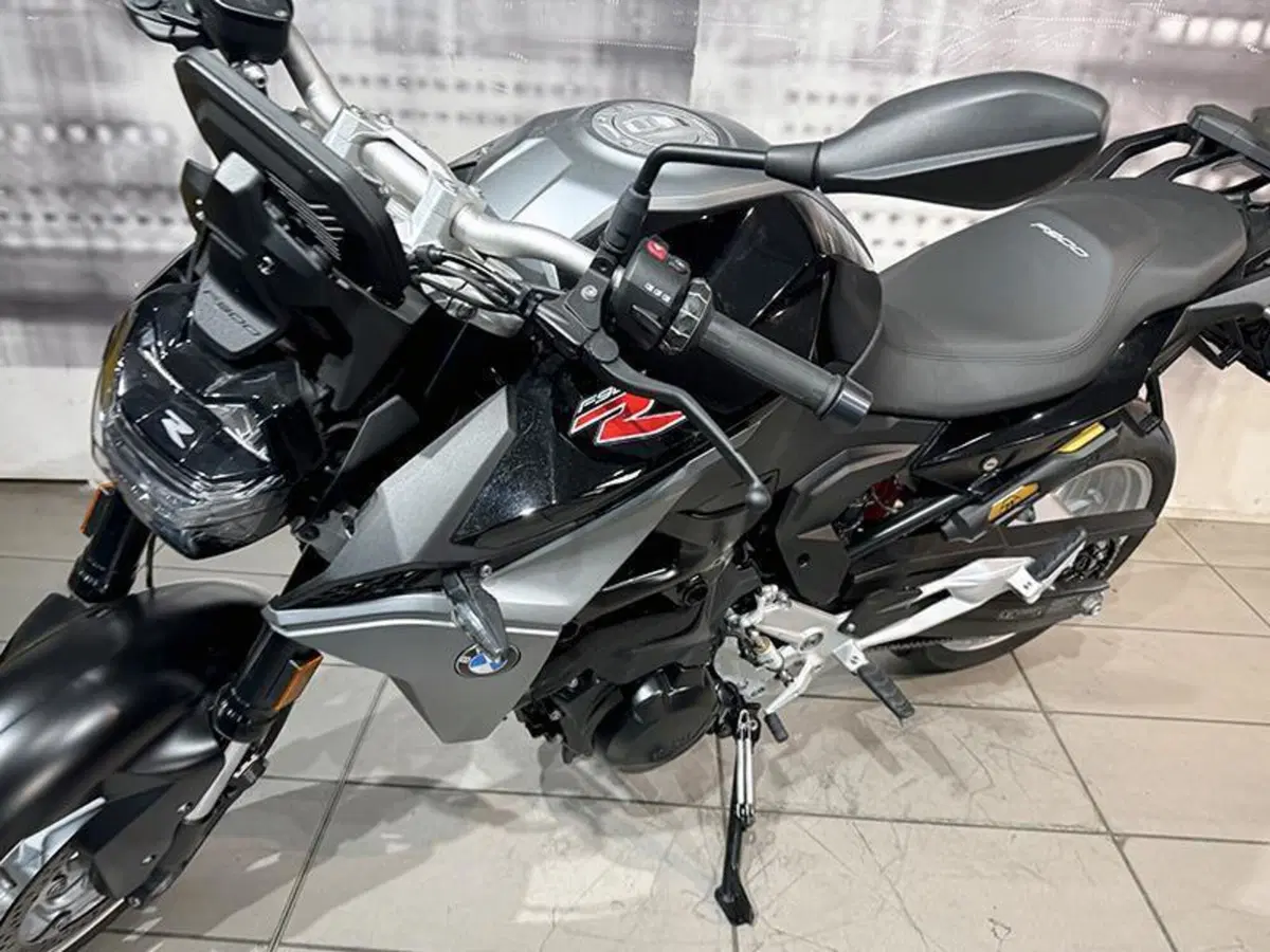 Bmw F 900 R (2017 - 20) (4)
