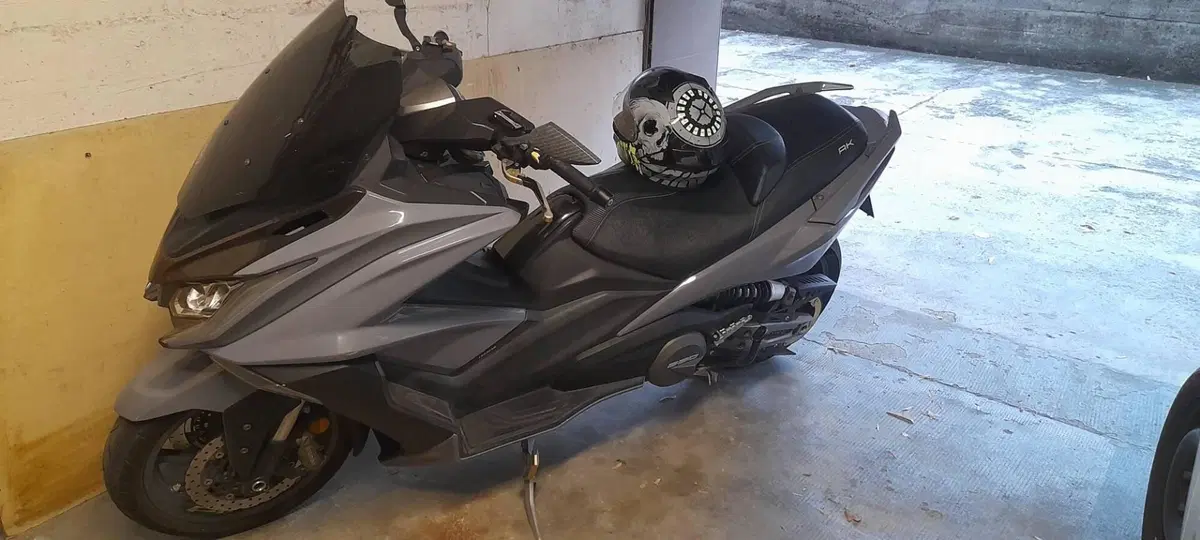 Kymco AK 550 (2017 - 19) (2)