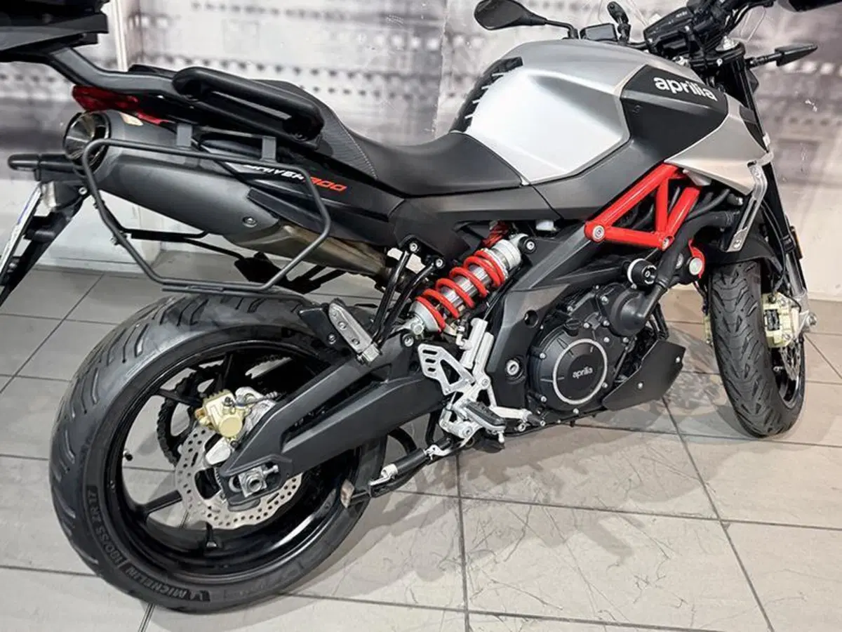 Aprilia Shiver 900 ABS (2017 - 18) (4)