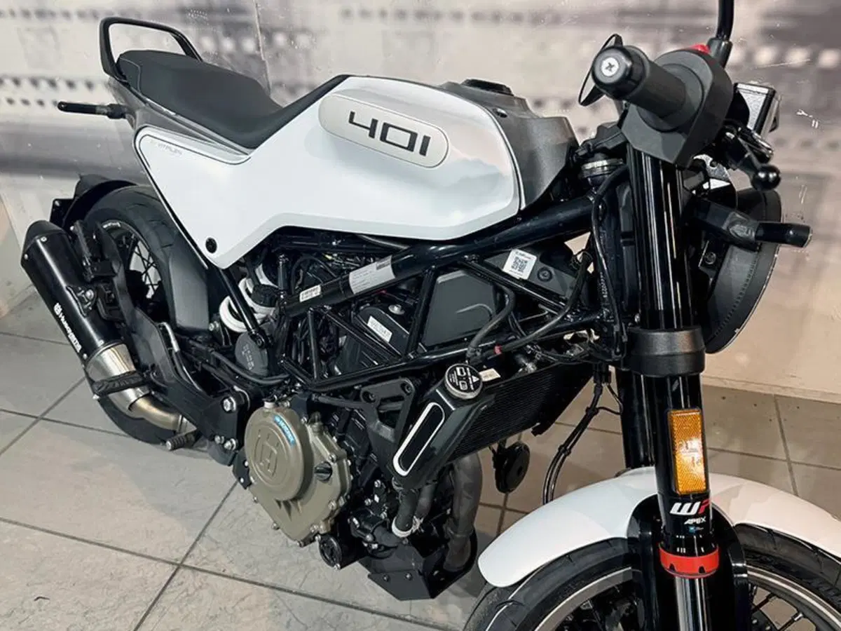 Husqvarna Vitpilen 401 (2021 - 23) (4)