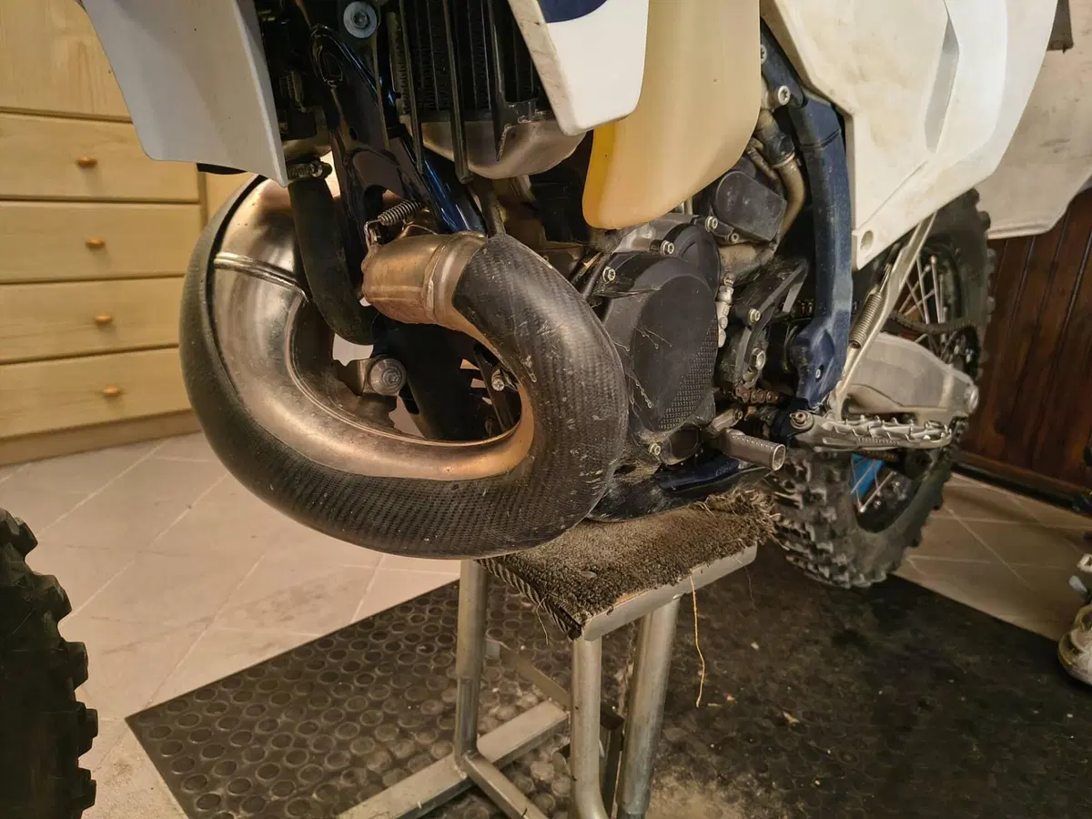 Husqvarna TE 250 (2024) (3)