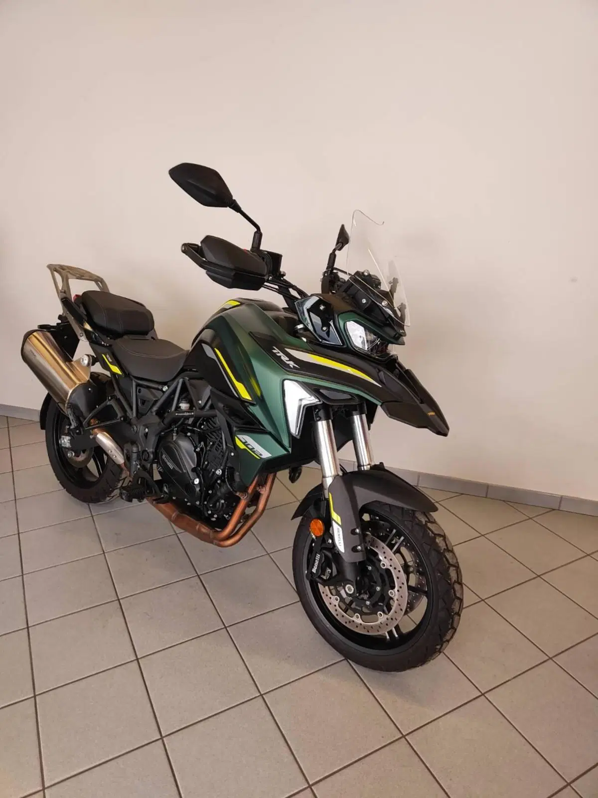 Benelli TRK 702 (2023 - 25) (4)