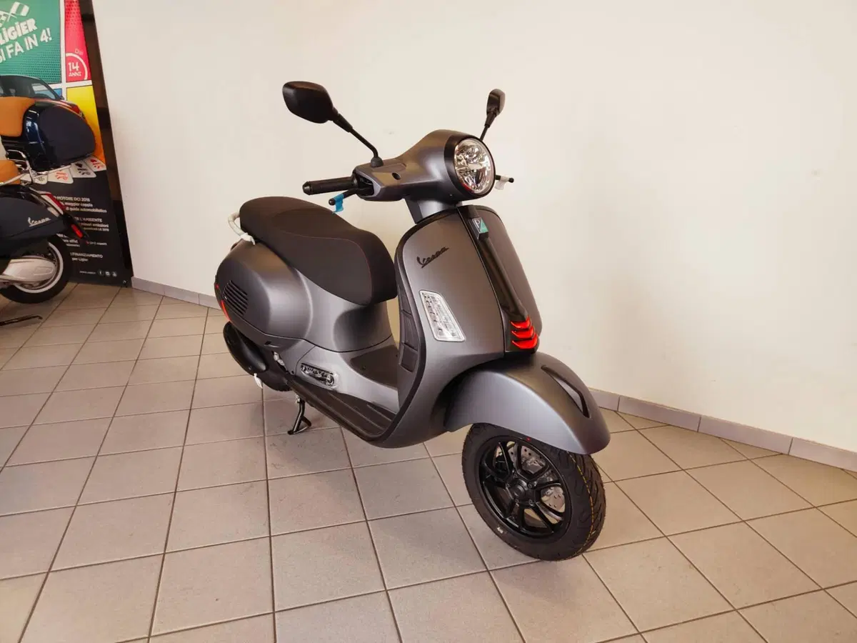 Vespa GTS 310 Supersport (2025 - 26) (3)