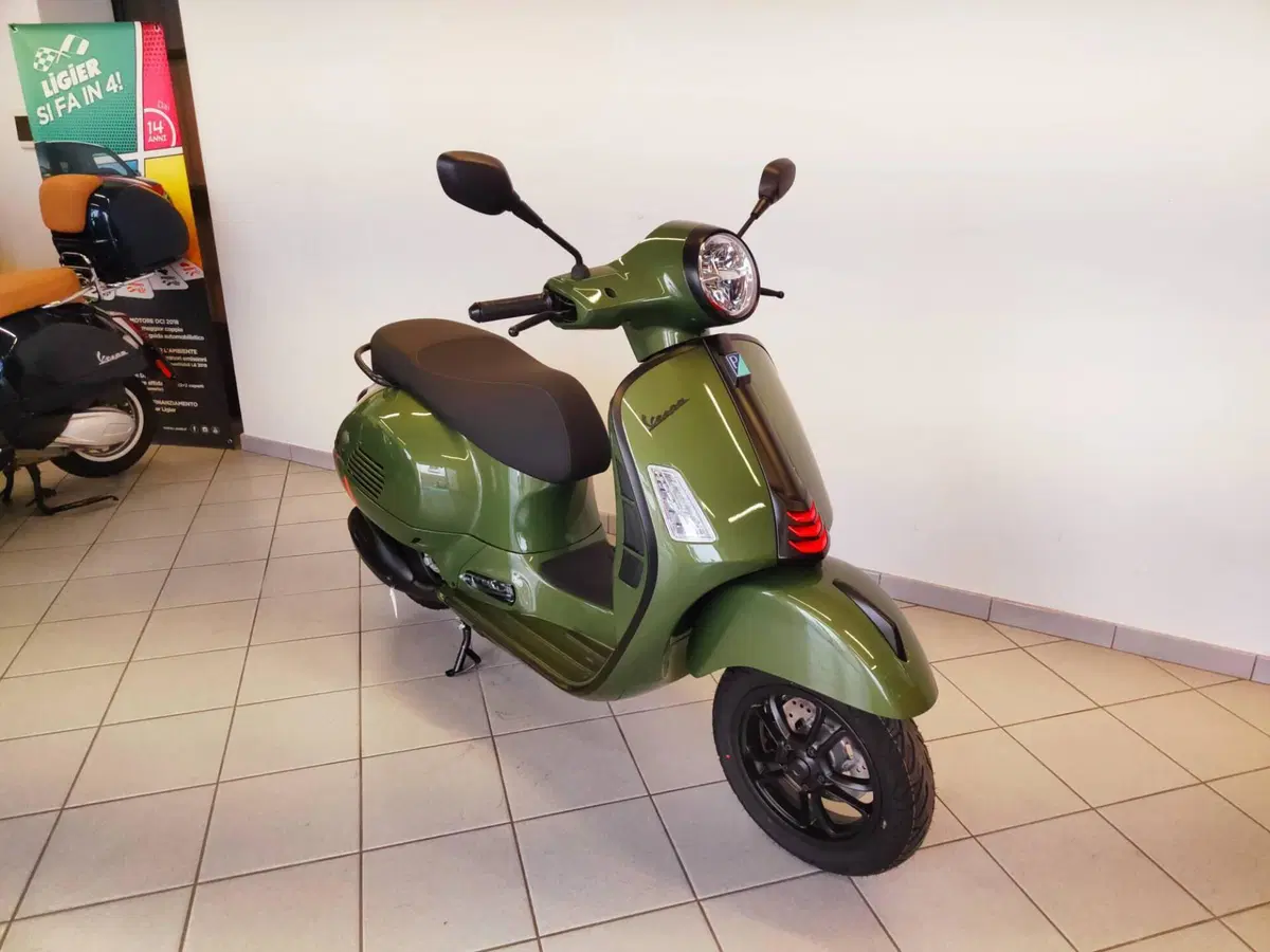 Vespa GTS 310 Supersport (2025 - 26) (3)