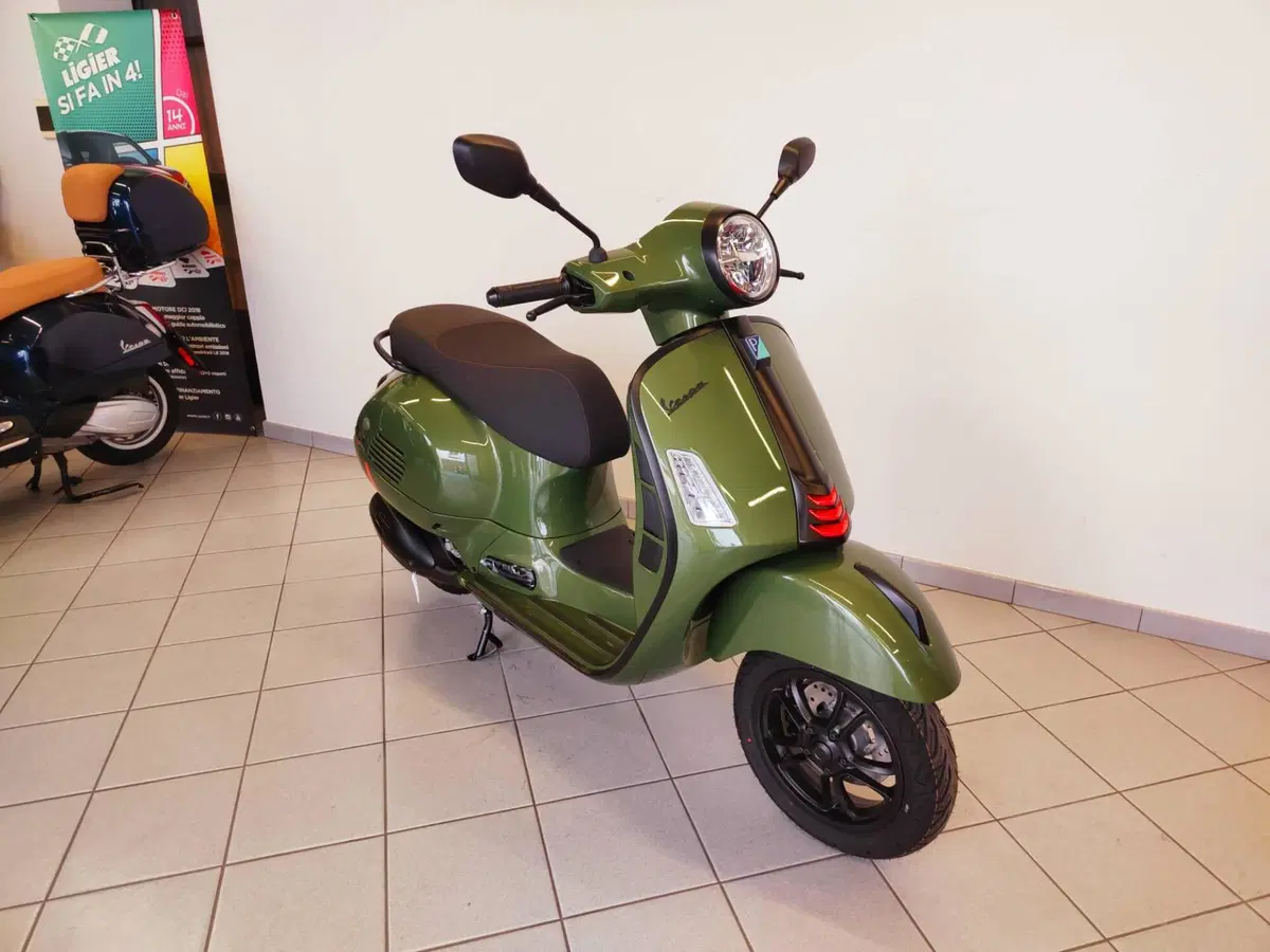 Vespa GTS 310 Supersport (2025 - 26) (4)