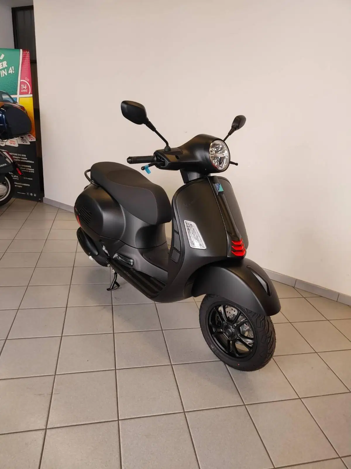 Vespa GTS 310 Supersport (2025 - 26) (9)