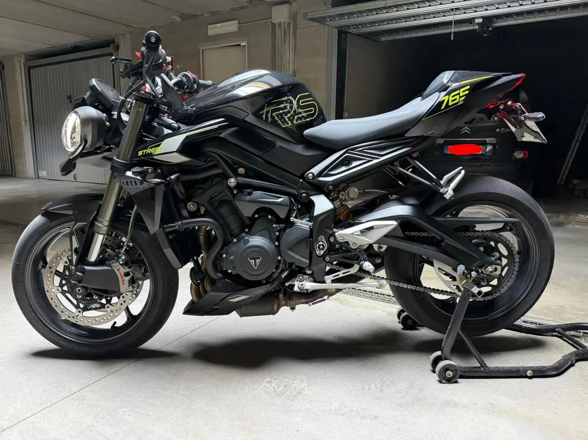 Triumph Street Triple 765 RS (2023 - 26) (5)